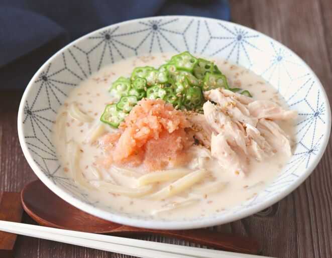 鶏ささみとオクラの冷たい明太クリームうどん　豆乳使用