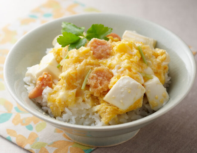 ※IDA編集済 豆腐と明太子のふわふわ たまご丼